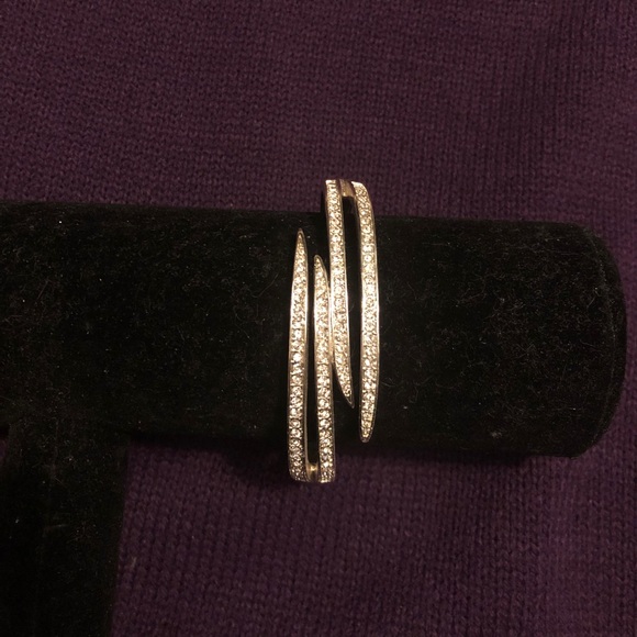 Silver Rhinestone Bracelet - Picture 1 of 3